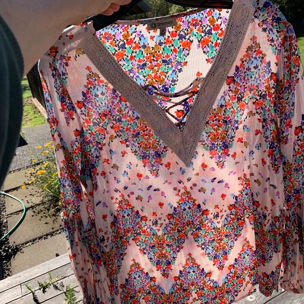 Democracy Blouse Multi Color Floral Size Medium